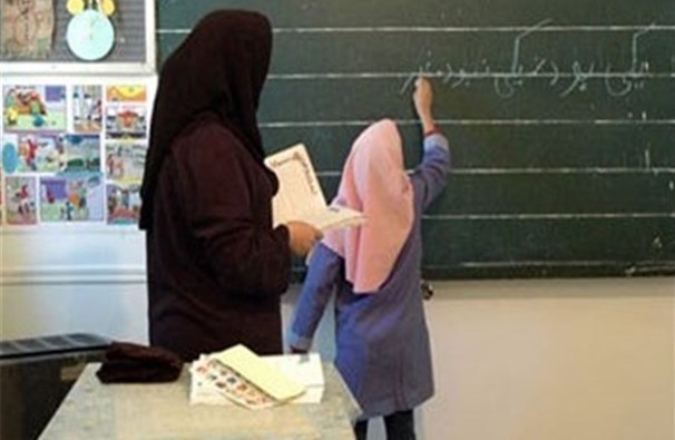 پرداخت بخشی از حقوق معوقه معلمان خرید خدمات در این هفته 