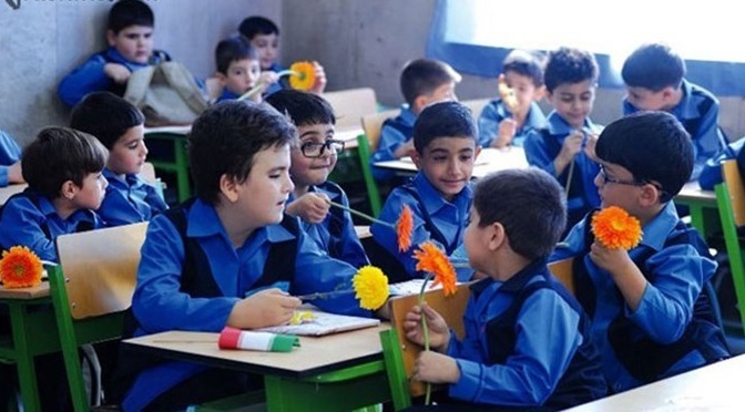 اول مهر هیچ کلاس درسی بدون معلم نخواهد بود 