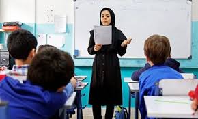 برگزاری آزمون استخدام ۲۰۰۰۰ معلم در سال 1403 