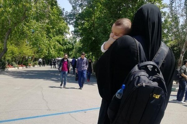 افزایش زمان تحصیل دانشجویان باردار تا دو نیم سال 